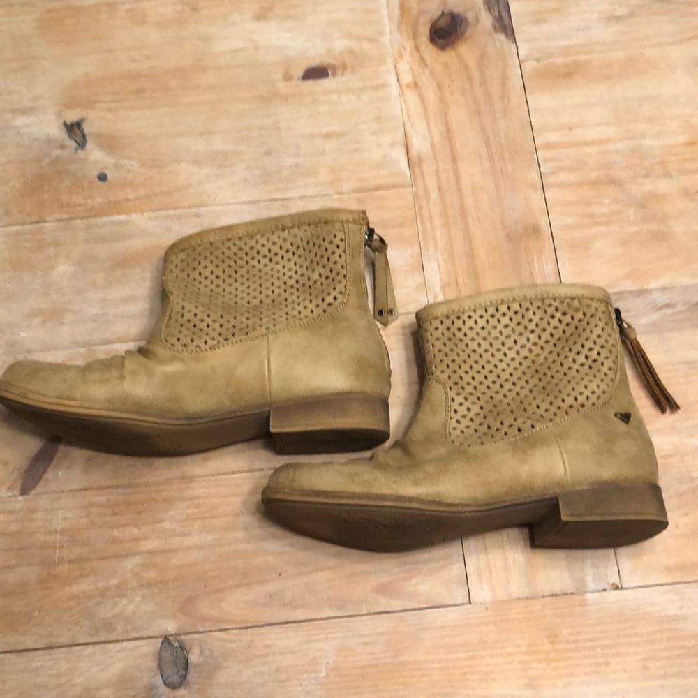 Roxy Suede Booties